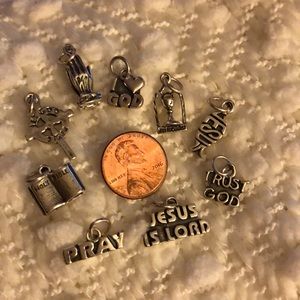 COPY - 9 Vintage Charms SS!